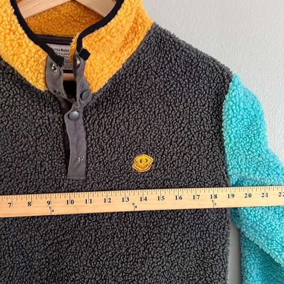 Dutch Bros Teddy Multi Color Fleece Snap Jacket - Size Small - Picture 6 of 8